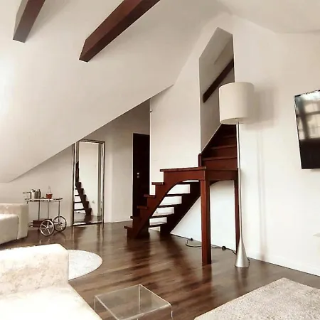 Old Town Duplex Penthouse - 73m2 公寓 *